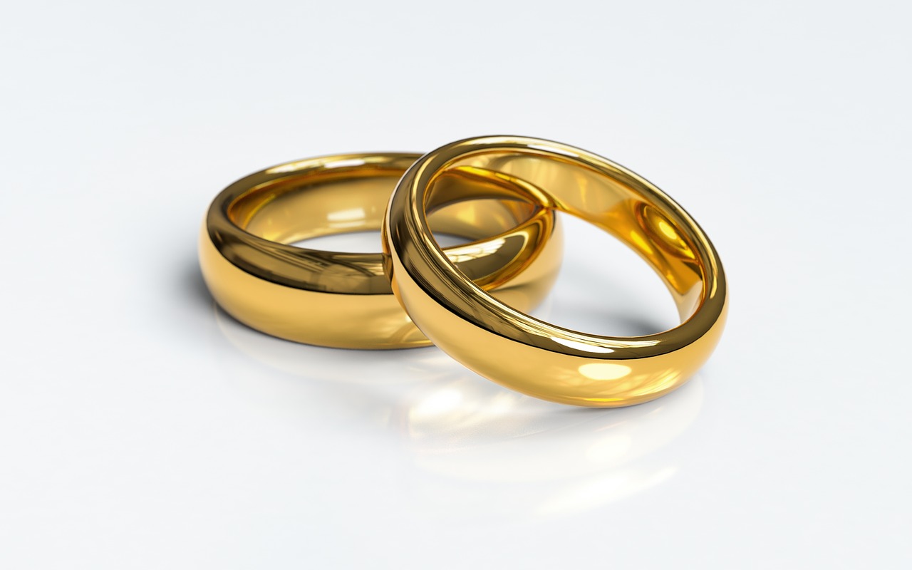 Vestuvinių žiedų pirkimas internetu: kodėl tai naudinga
